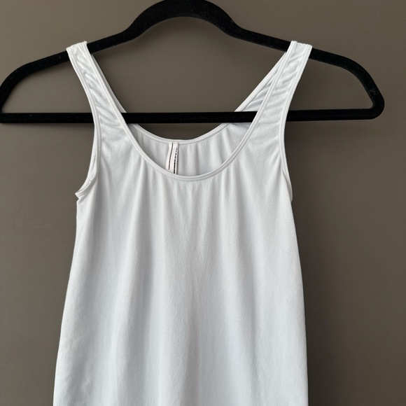 Babaton Light Blue Super Soft Tank Top Size S Workout Top Athleisure - Picture 2 of 5